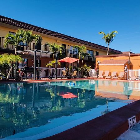 Americas Best Value Inn North Port Exterior foto