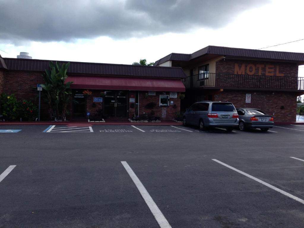 Americas Best Value Inn North Port Exterior foto