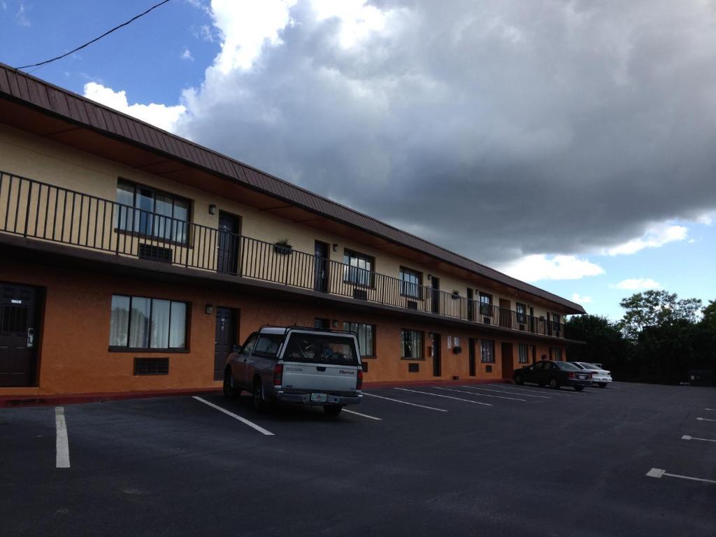 Americas Best Value Inn North Port Exterior foto