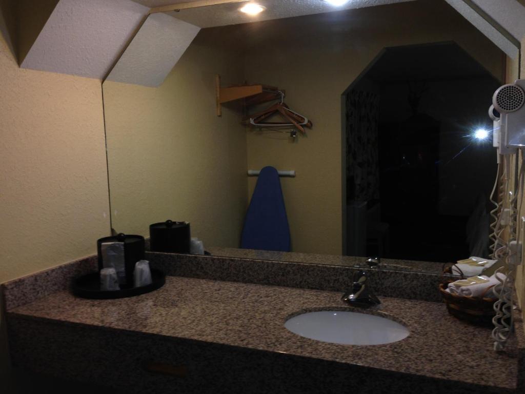 Americas Best Value Inn North Port Zimmer foto