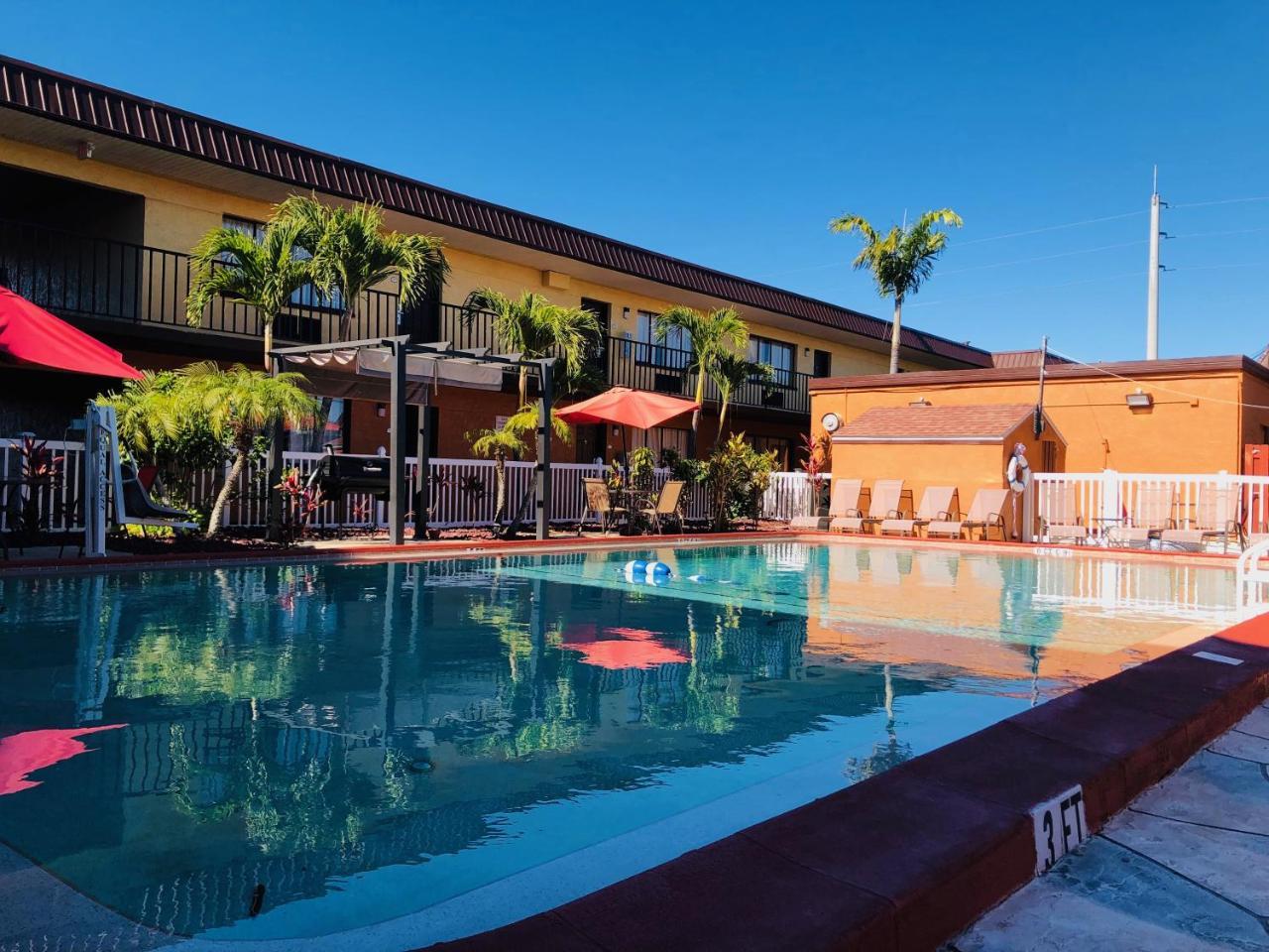 Americas Best Value Inn North Port Exterior foto